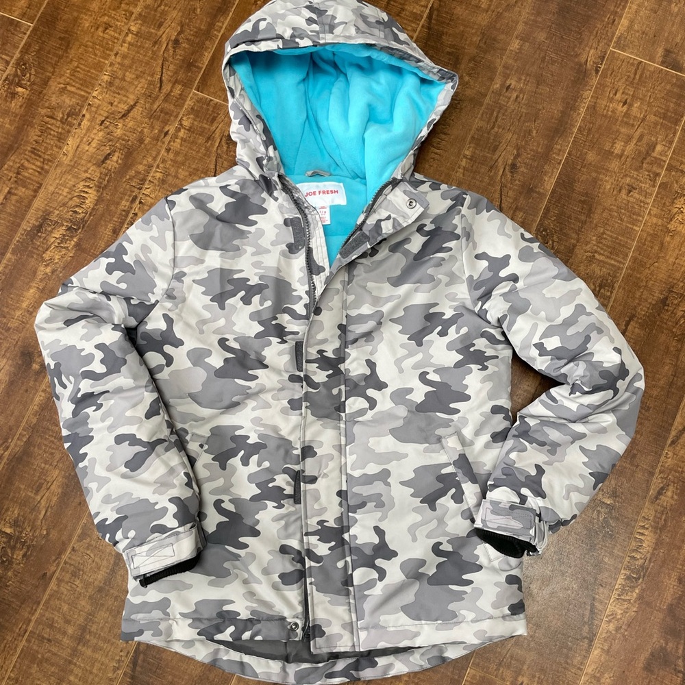 Joe Fresh Camouflage Jacket with Blue Lining boys L